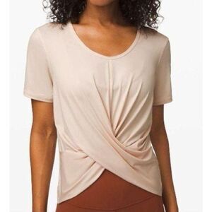 Lululemon Crescent Twist Front Short Sleeve Top Size 6